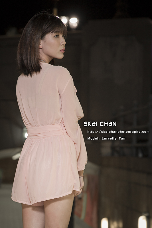 Night fashion photoshoot session with Lovelle Cengiya at Clarke Quay