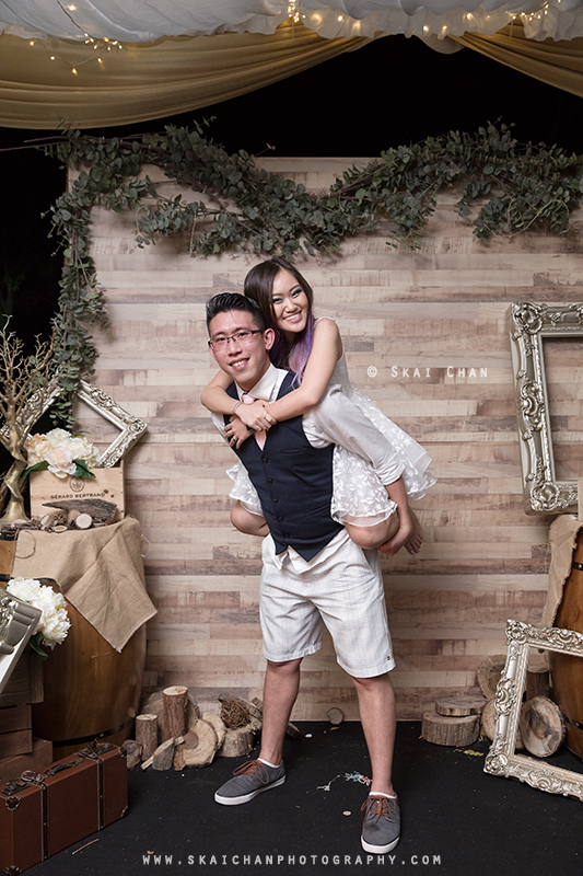Pre-wedding photoshoot session with Nathaniel & Rachel at Cherryloft Resorts and Hotels and Pasir Ris Park
