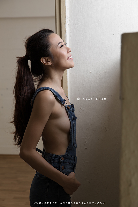 Glamour portrait photoshoot session with Cheryl Alicia Chua at Dakota Crescent (indoor)