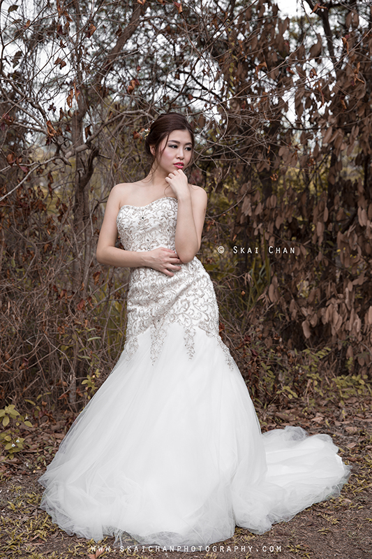 Stylish and edgy fashion bridal photoshoot session with Ivia Xiao Hui at Tampines Eco Green