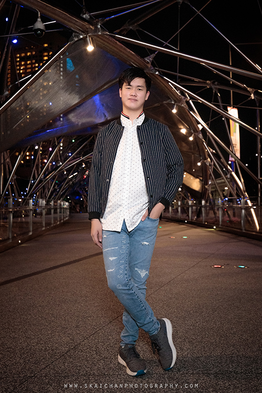 Night outdoor teenager photoshoot session with Justin at Helix Bridge