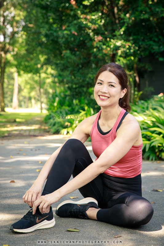 Outdoor fitness portrait photoshoot session with Cynthia Heng at Bishan-Ang Mo Kio Park