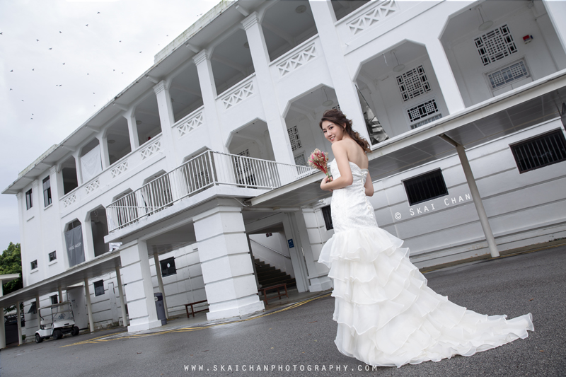 Professional wedding photographer in Singapore